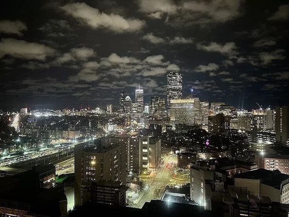 1 Nassau St 2210, Boston MA 02111