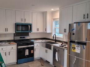 286 Newbury 110, Peabody MA 01960