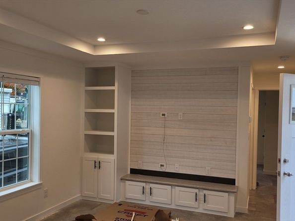 286 Newbury 110, Peabody MA 01960