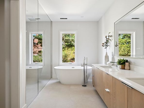 873 Chestnut Street, Newton MA 02468