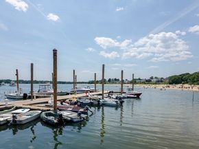 17 Carleton St 17, Wareham MA 02558