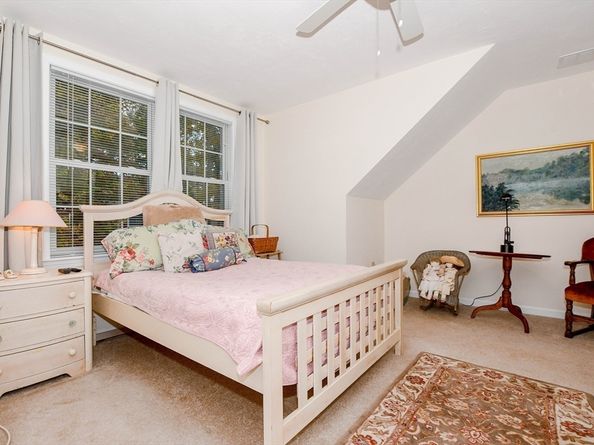 17 Carleton St 17, Wareham MA 02558