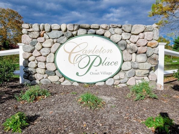 17 Carleton St 17, Wareham MA 02558