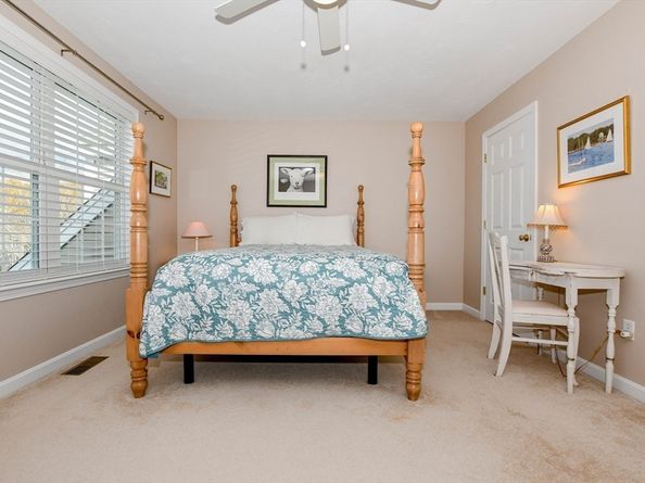 17 Carleton St 17, Wareham MA 02558