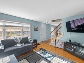 41 Dexter St, Peabody MA 01960