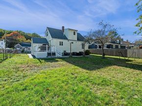 41 Dexter St, Peabody MA 01960