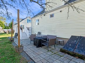 41 Dexter St, Peabody MA 01960