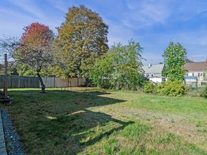 41 Dexter St, Peabody MA 01960