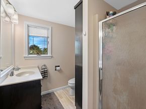 41 Dexter St, Peabody MA 01960