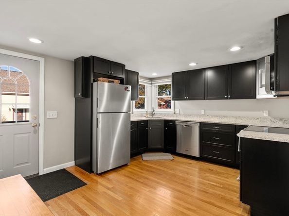 30 Wampum Ave, Waltham MA 02451