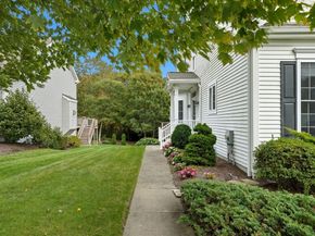 22 Cottage Cove, Plymouth MA 02360