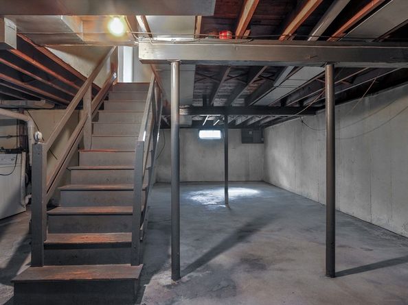1 Pantano St, Braintree MA 02184