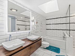 36 Sunrise Ave, Leominster MA 01453