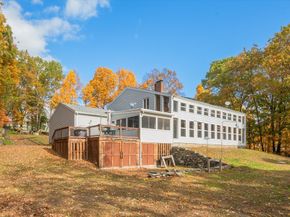 36 Sunrise Ave, Leominster MA 01453