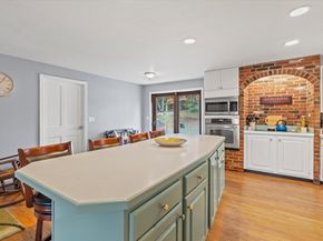 36 Sunrise Ave, Leominster MA 01453