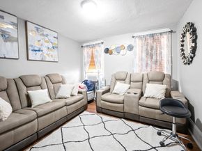 196 Poplar St, Chelsea MA 02150