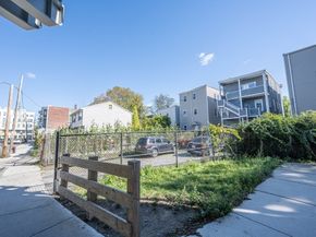 196 Poplar St, Chelsea MA 02150