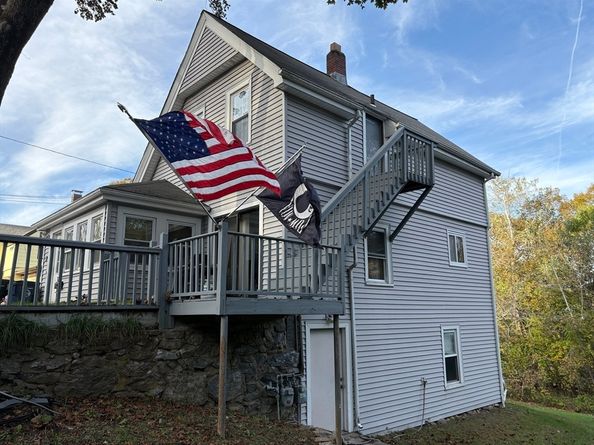 91 Maplewood Ave, Marlborough MA 01752