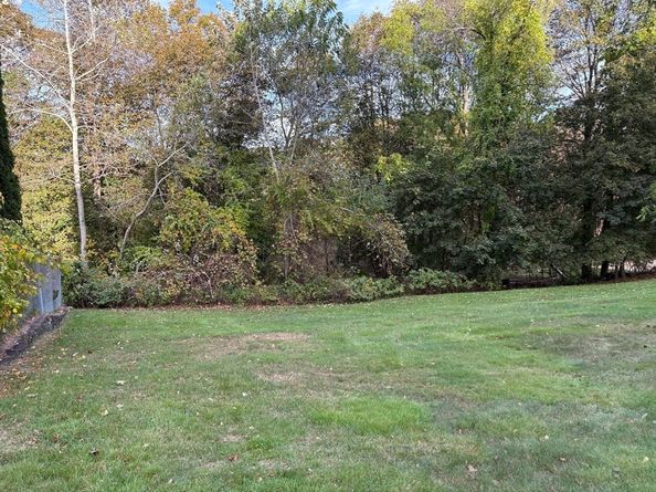 91 Maplewood Ave, Marlborough MA 01752