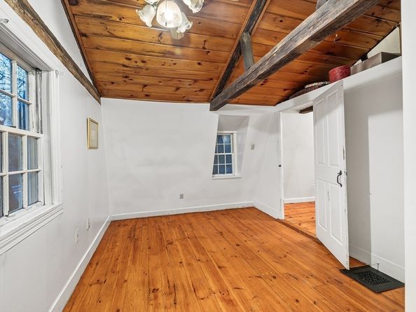 7 Sullivan Street, North Andover MA 01845