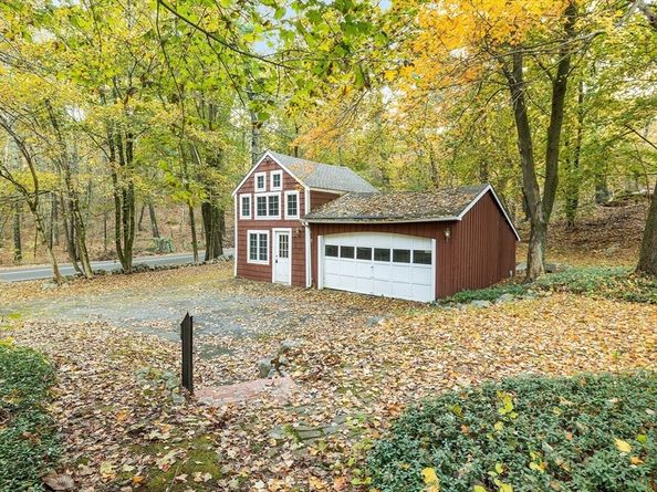 7 Sullivan Street, North Andover MA 01845