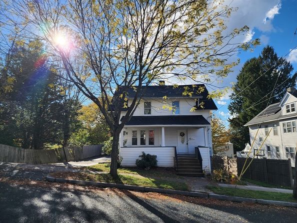 3 Granville Ave, Worcester MA 01606