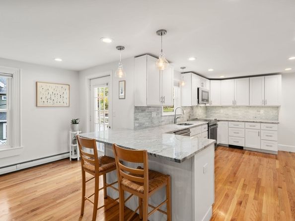 91 Fayette St 91, Watertown MA 02472