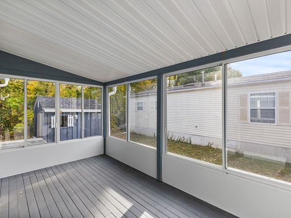 45 Leisurewoods Dr, Rockland MA 02370