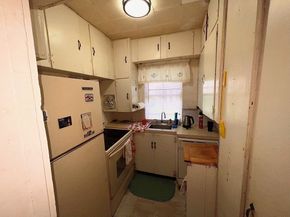7 Myrtle St, Middleboro MA 02346