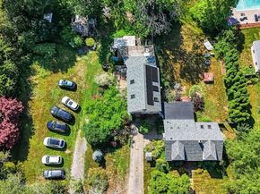 418 E Washington St, Hanson MA 02341