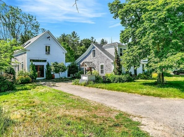 418 E Washington St, Hanson MA 02341