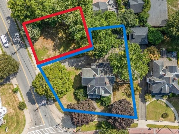 235 Mount Auburn St, Watertown MA 02472