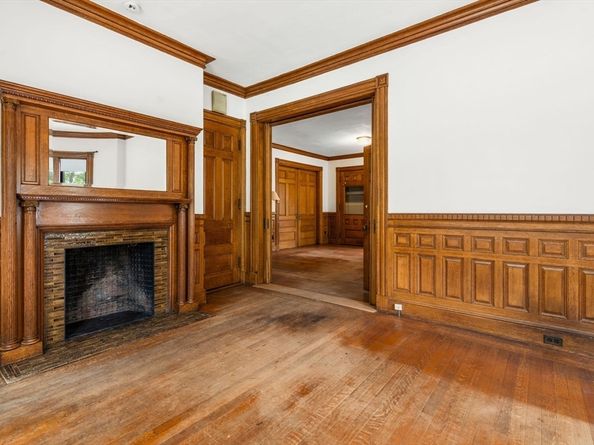 235 Mount Auburn St, Watertown MA 02472