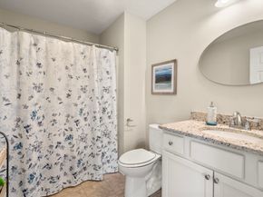 19 Virginia Dr 19, Leicester MA 01542