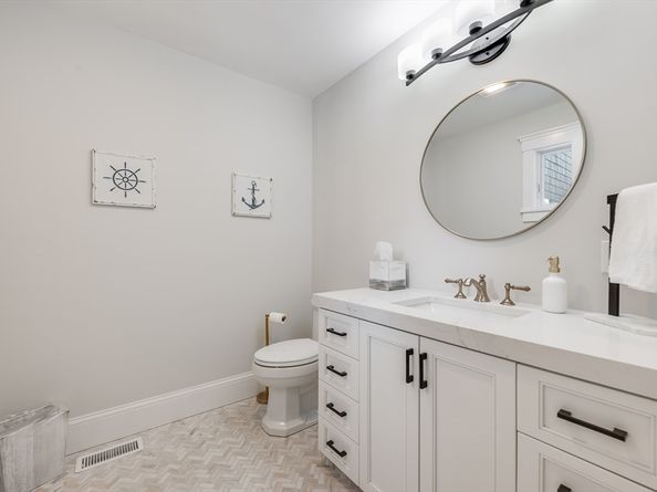 6 Stanwood Point B, Gloucester MA 01930