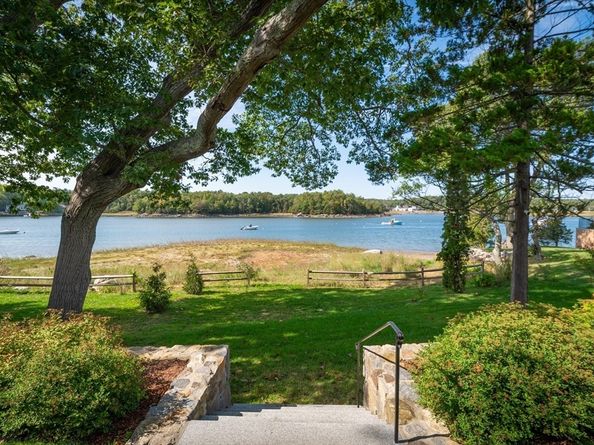 6 Stanwood Point B, Gloucester MA 01930