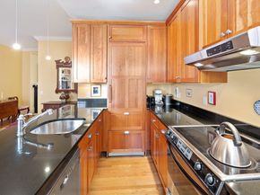 111 Pinckney St 2, Boston MA 02114
