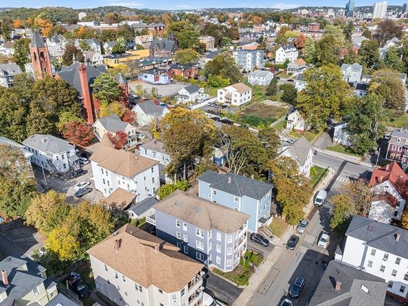 1 Hathaway St, Worcester MA 01610