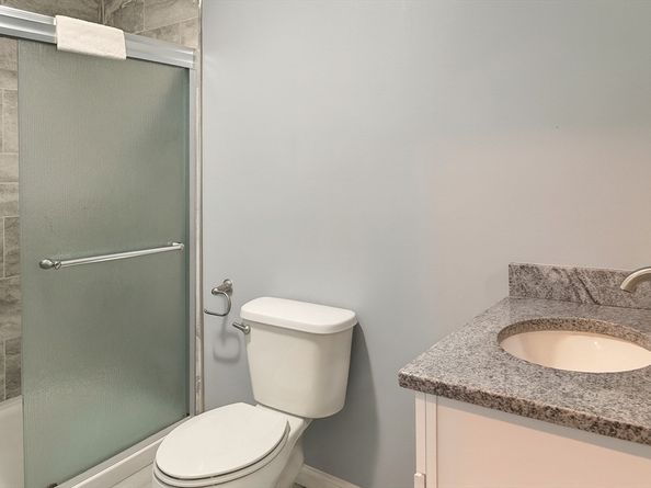 1 Hathaway St, Worcester MA 01610