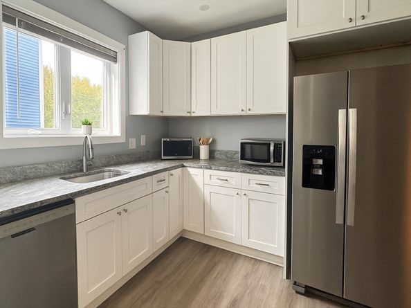 1 Hathaway St, Worcester MA 01610