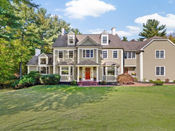 91 Metacomet Way