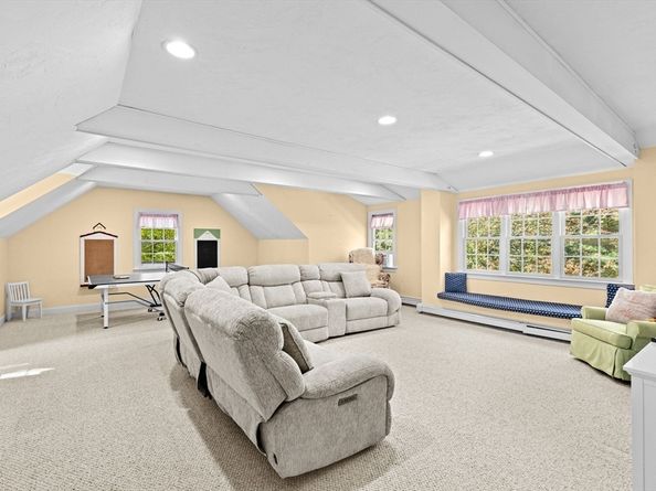 91 Metacomet Way, Marshfield MA 02050