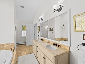 91 Metacomet Way, Marshfield MA 02050
