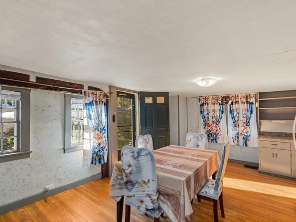 52 Salem, Reading MA 01867