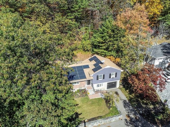 47 Summer Hill Rd, Maynard MA 01754
