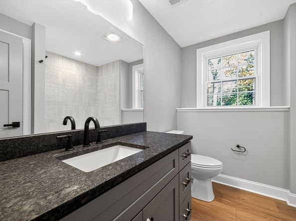 10 Avondale Ave, Billerica MA 01821
