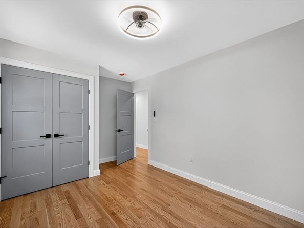 10 Avondale Ave, Billerica MA 01821
