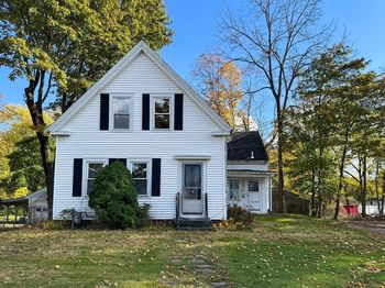 140 W Water St