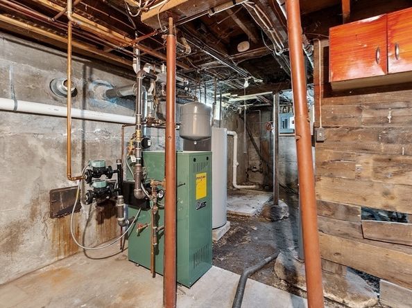 4 Moran St, Gardner MA 01440