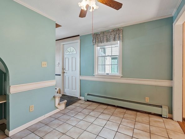 4 Moran St, Gardner MA 01440
